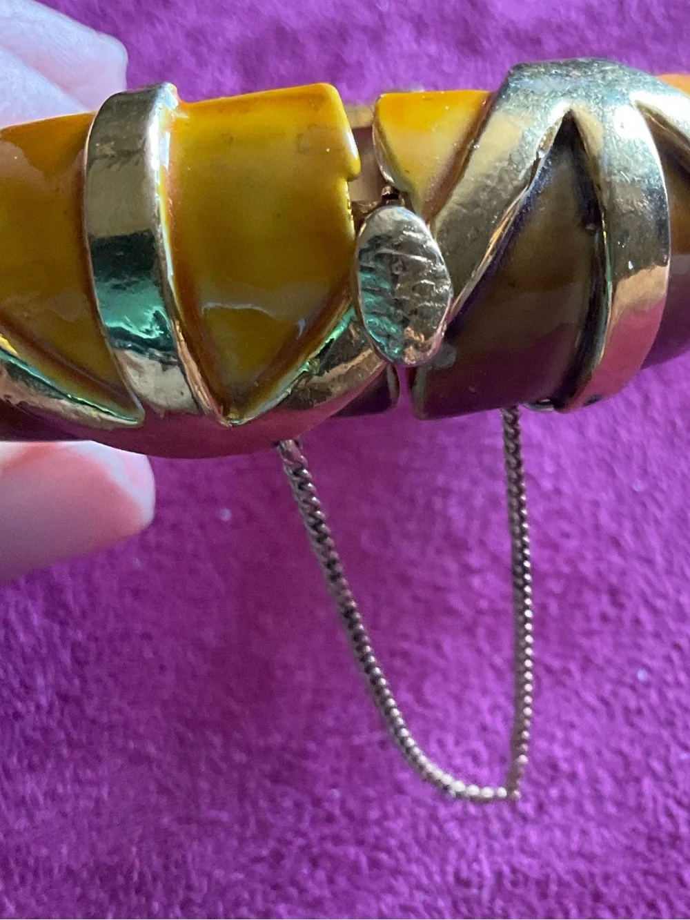 Original by Robert Hinged Bracelet Brown Amber Gold Tone Signed. 1960’s Era.